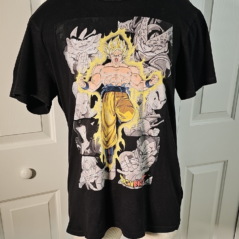 Dragon Ball Z‎ Black Graphic T-Shirt. Super Saigan GOKU CELL. MEDUIM